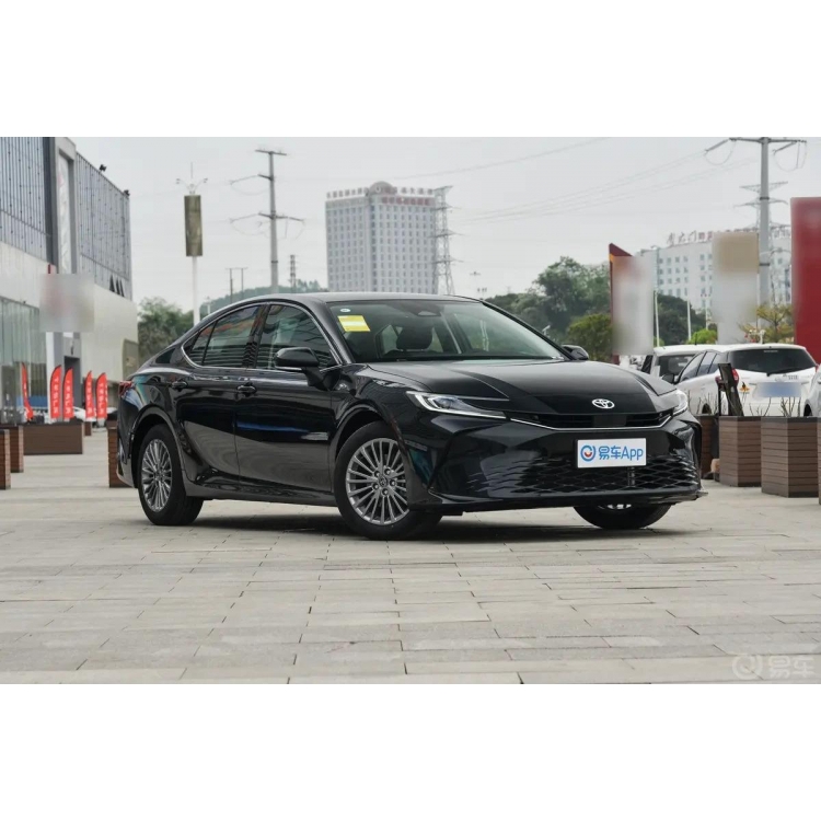 TOYOTA CAMRY 2024 2.0E передний привод 
