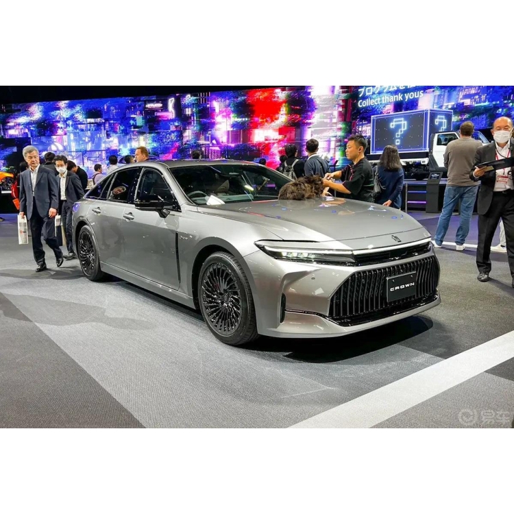 TOYOTA CROWN (IMPORT) 2024 2.5L HYBRID ZHIXIANG EDITION