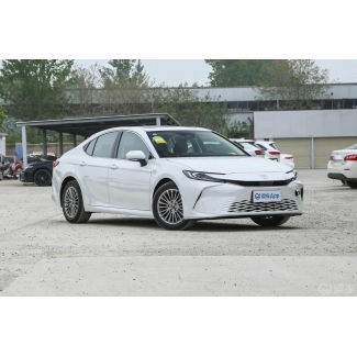 TOYOTA CAMRY 2024 2.0HE передний привод 