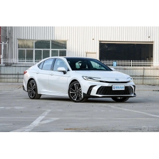 TOYOTA CAMRY 2024 гибридный 2.0HS передний привод 