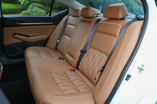 Nissan Altima VI (L34) Рестайлинг (XV 2.0 CVT)